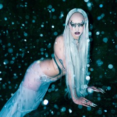 STRANDED GUCCI MERMAID