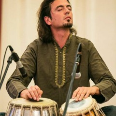 Raag: Shivranjani Taal: Jhaptaal. Matyas Wolter Serhan Bakı Live in Saint Petersburg 2014