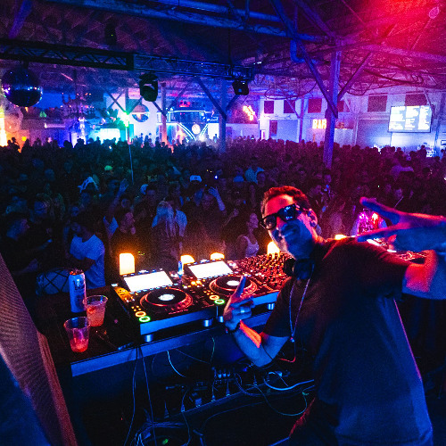 Amir Hakak Walter W/H With Nora En Pure 03.29.2025