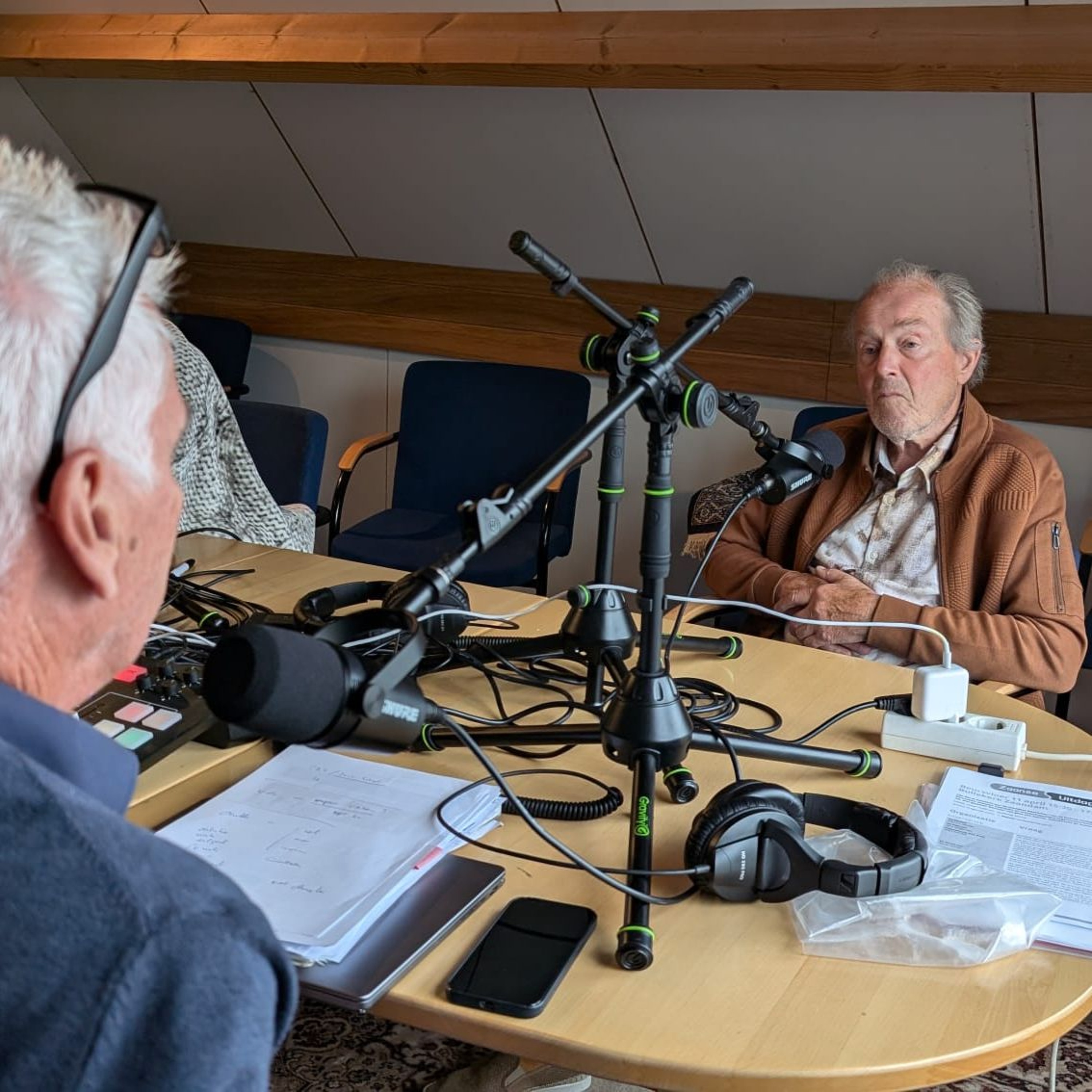 Jan De Bruin roept op tot referendum Peperstraat episode artwork
