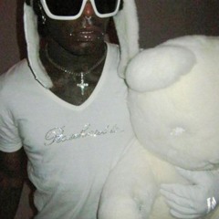 White Tee [prod. Ora]