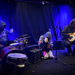 'Hoodie Takeover' Tom, Sadie, Simon - Noise 300925