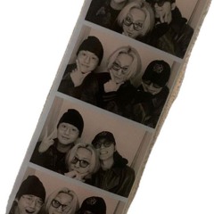 Christmas with Wave to Earth