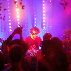 Podcasts & Mixes
