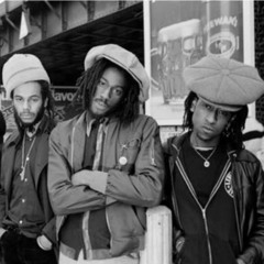 SOLID ROCK - UK Groovin' - 70's & 80's Stylee (April '23)