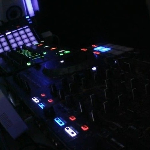 Der Schatten - Melodie im Bunker | 03.01.2025 | TECHNO EULE LIVE SESSION @ YOUTUBE
