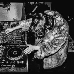 Djset Andrea Paz para "Low fi & Enter d noise presentan Esplendor Geometrico"