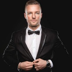 Robert Moelle -  Techhouse 2020 Garten Quarantäne