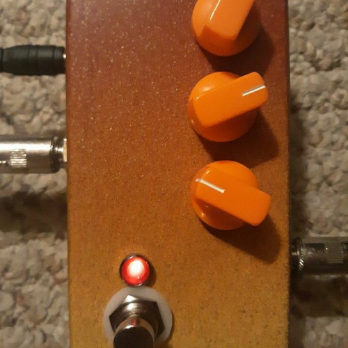 Stream Mad Professor Deep Blue Delay Clone Pedal by Don Baker