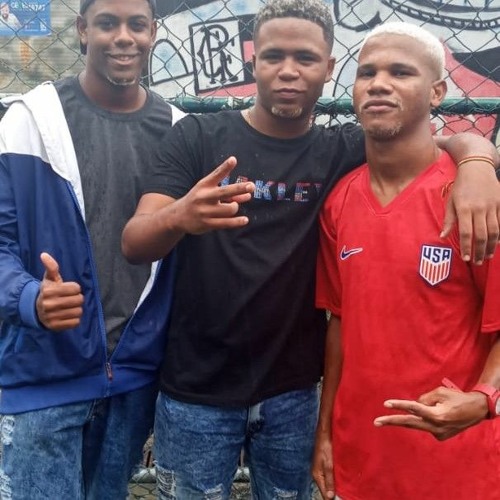 Djs Ronald da Tijuca,Julinho & WD do Salgueiro fear MC CL Joga o Rabao Bebe