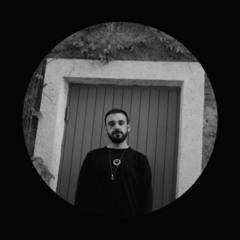 Simone Venanzi - Love Box (Free Download)