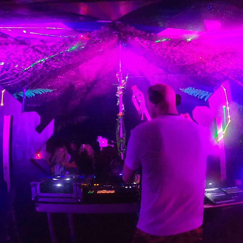 Bouncy Brad - Techno#1