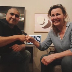 "Jag reser mig alltid upp precis som den här barnen som famlar omkull" - Lisa Ström