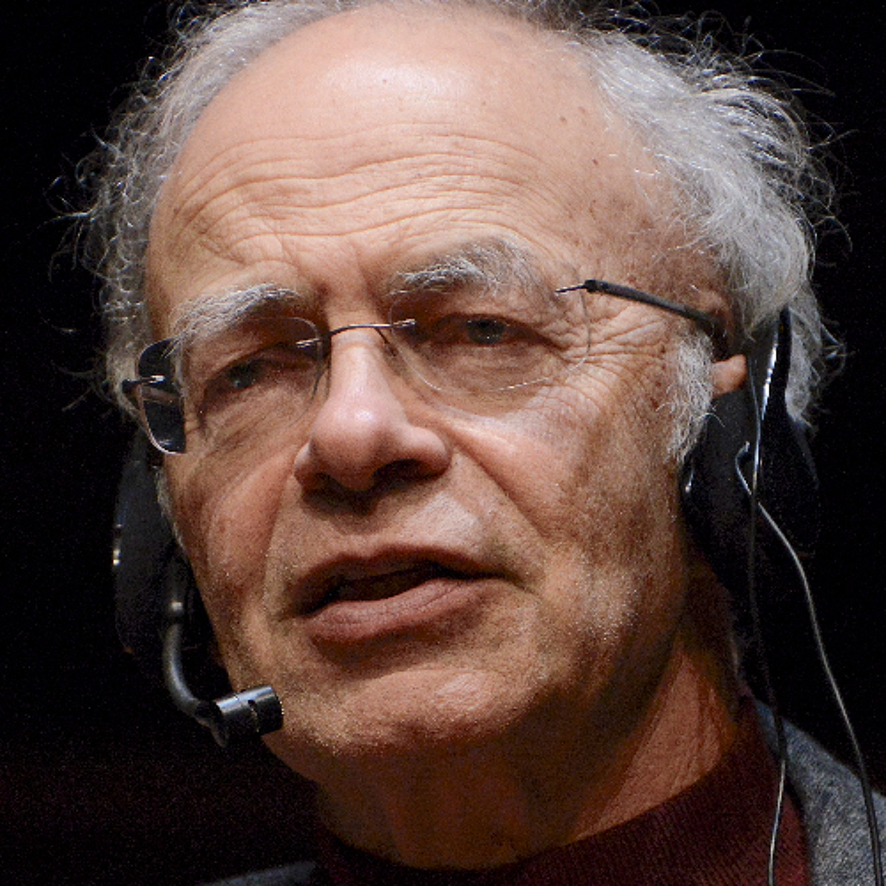 Peter Singer, The Life You Can Save - Understanding Poverty And Affluence