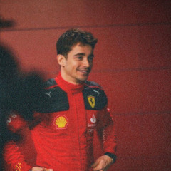 charles leclerc AUS23 (1:1) piano/instagram version