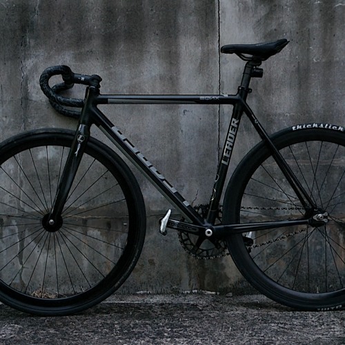 언터쳐블  - 가슴에 살아 (speed up)