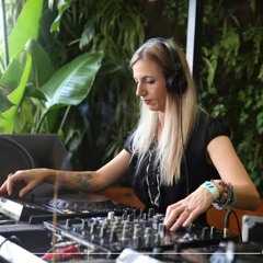 DEKOTA - Recorded live from the Living Room 2020