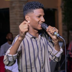 احمد الحارث _ عينيا الليلة + يجو عايدين يا الله