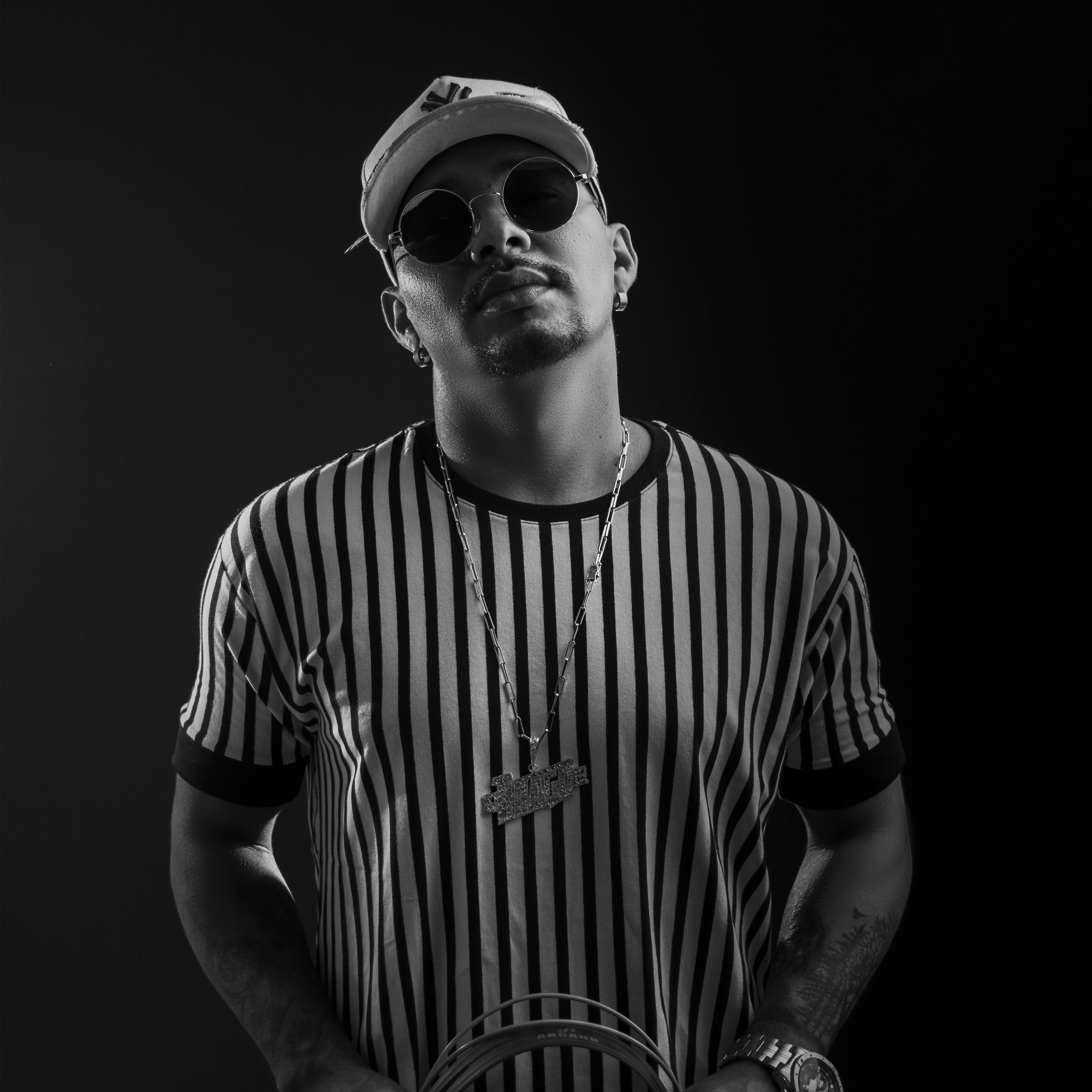 MC JL ÚNICO E MC VICK - NO SIGILO ( DJ THIAGO FB ) episode artwork