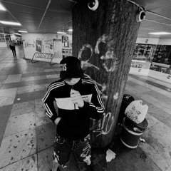 HOSTILE x 4€F0 -  HELLBOY (Official Audio) Prod. by KIKO