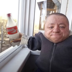 Pycckue TToHTbl