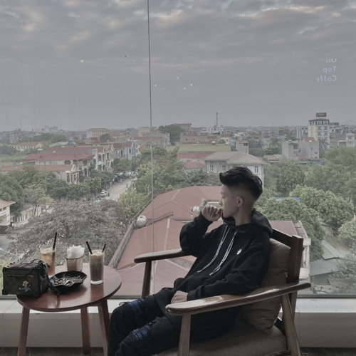 nhạc phòng bay pé trai 2k5