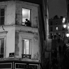 تحبني للحين ولا تناسيت؟