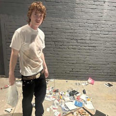 standing (prod seepy)