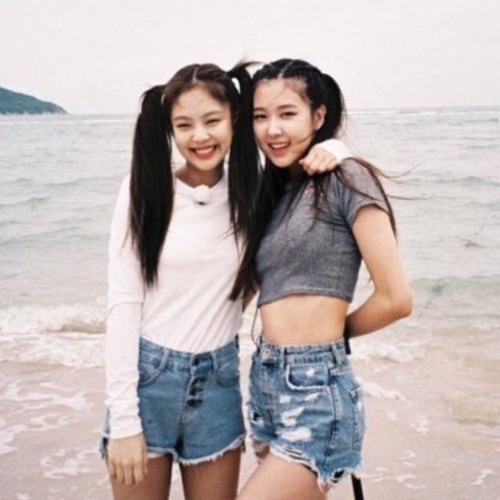 Stream JENNIE & ROSÉ - 2LATE (Two Faced Korean Version) (Studio Version ...