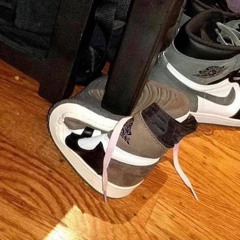 mizu ( •_•)>⌐■-■