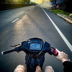 Gặp Mi Nơ Trong Cơn Say - Bé Ba Búm Bỉnh ( Nhạc Lọt ).wav