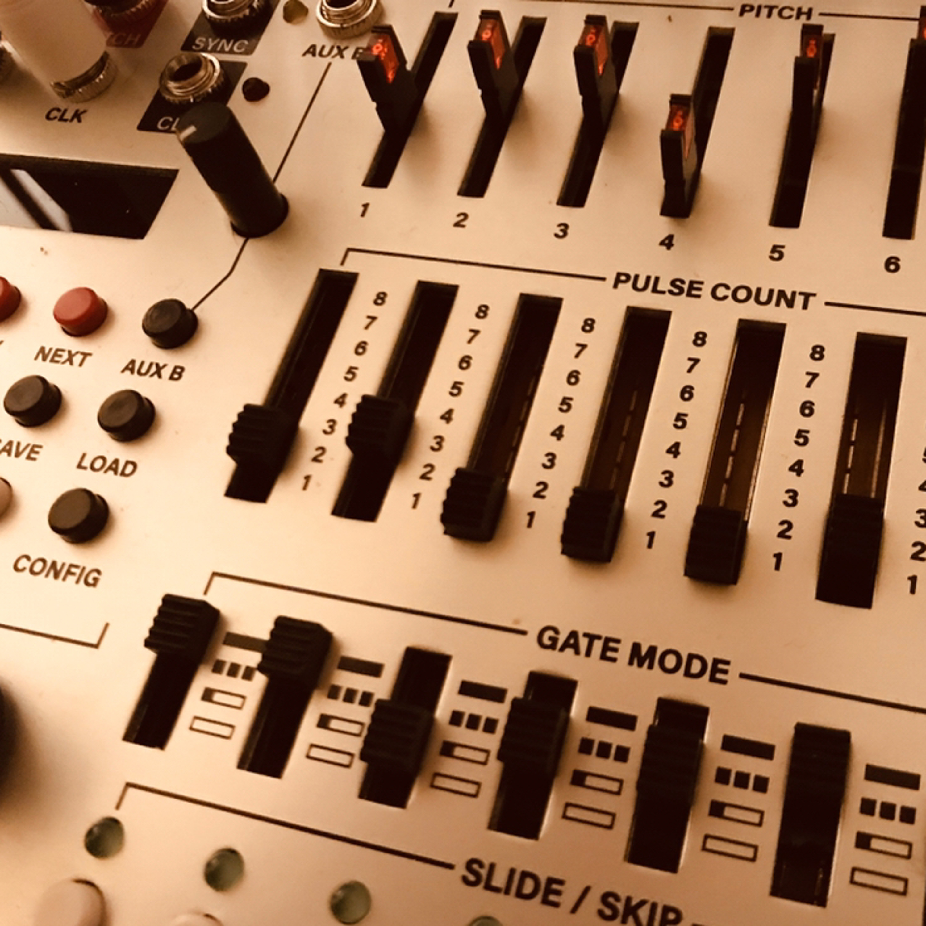 moog2aiF episode artwork