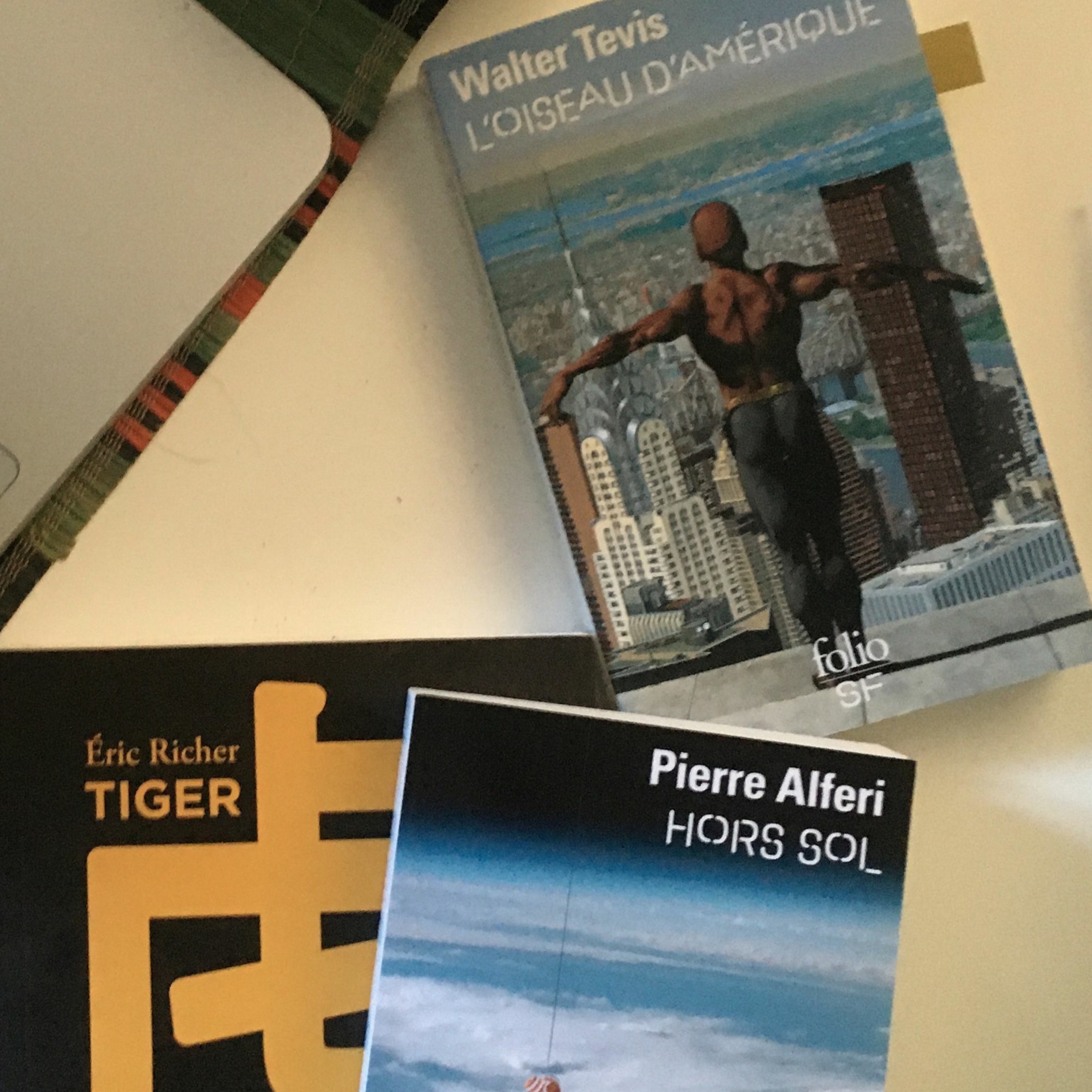 MARQUE PAGE ≠7 Ô FUTUR