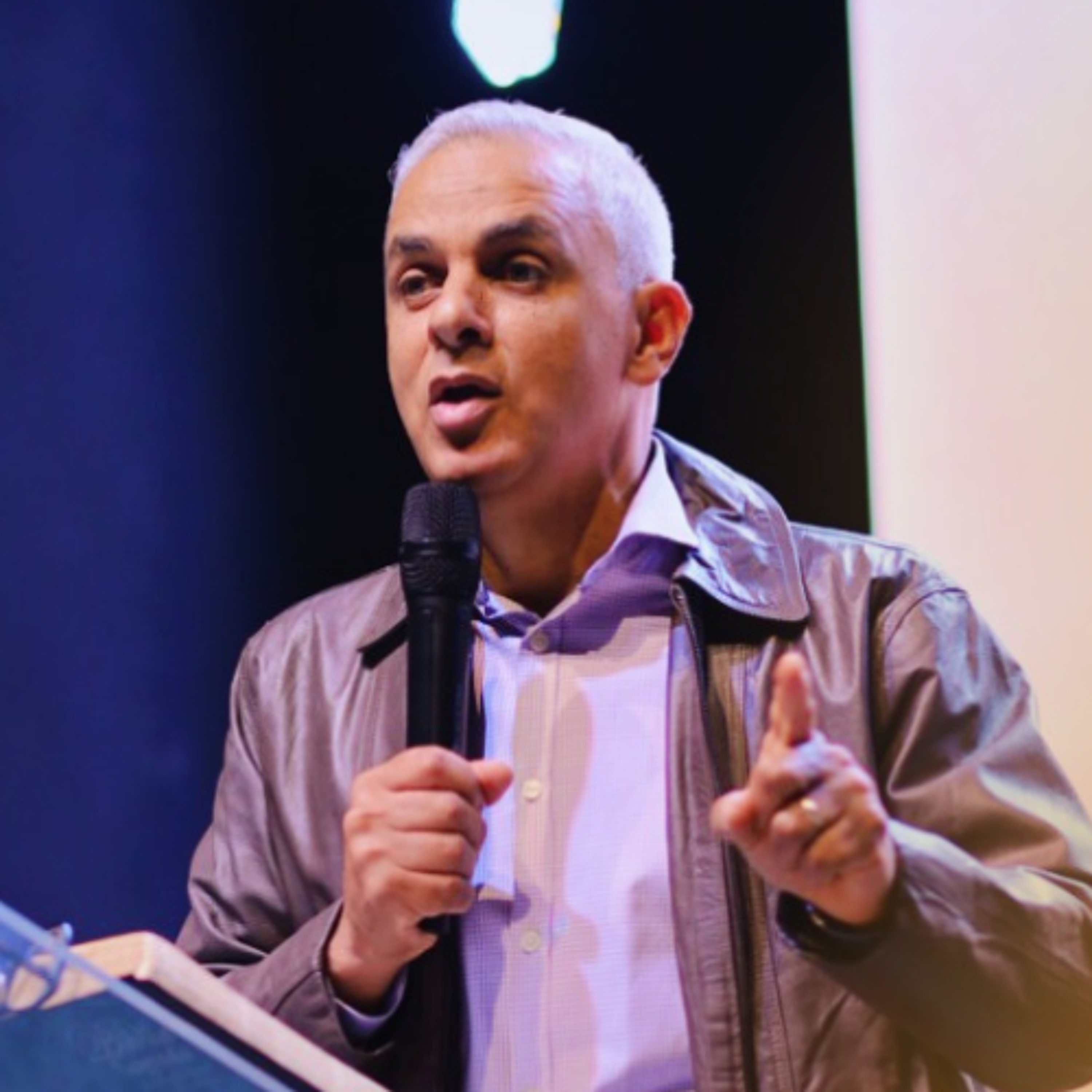 #336 | Cavernas da Vida |  Pr. Carlo Melo