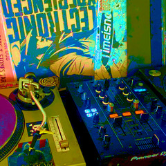 Saturday Mashup: tytus.cpp: some new garage & jungle vinyls #2