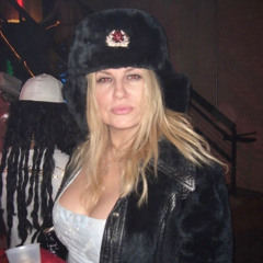 iN ThE cLuB