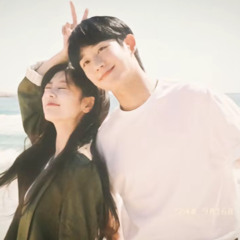 아이스크림이 달았고 벚꽃은 흩날렸던
