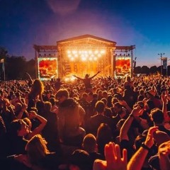 ( Komdu Og Hlustum )  Lag/Song  By Ronniii