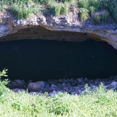 BRACKEN CAVE