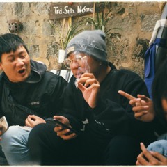 Lại Gần Đi !