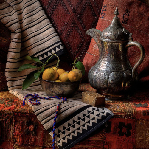 ولرب حاجات تعّسر نيلها⁩
