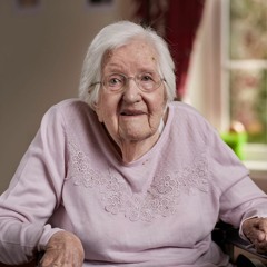 NO TEETH GRAY HAIR (Feat. Noah V.)