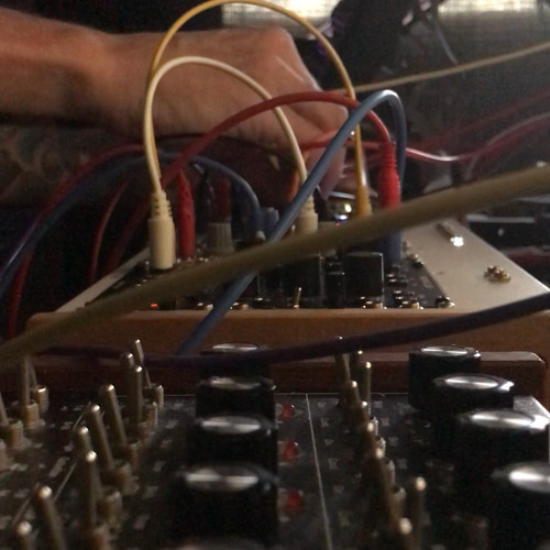 TECHNO - LIVE JAM - ABACUS - BRAINS - MODULAR SYSTEM PATCH - DOEPFER - NIFTY CASE - @gar