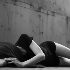 شلون أعوفك وأنت نور عيوني