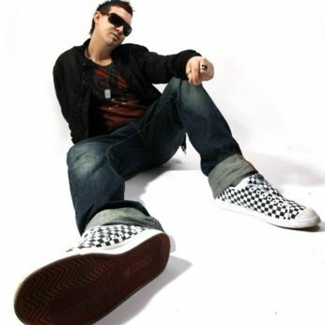avatars-000000662674-ug6f3o-