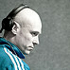 Old Skool Hip Hop DJ Wayne Sealey