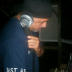 DJ RAY VAZQUEZ