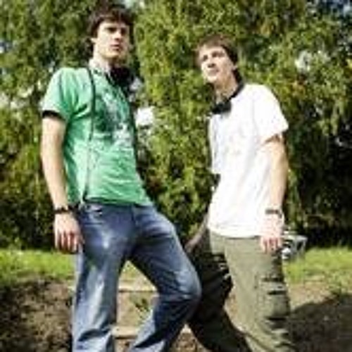 Ladytron - Destroy Everything You Touch (Liquilade remix)