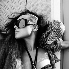 Hot Luv Ullmarker feat MissChevious