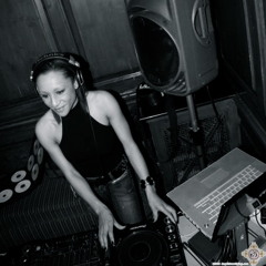 Anaëlle  Deejay